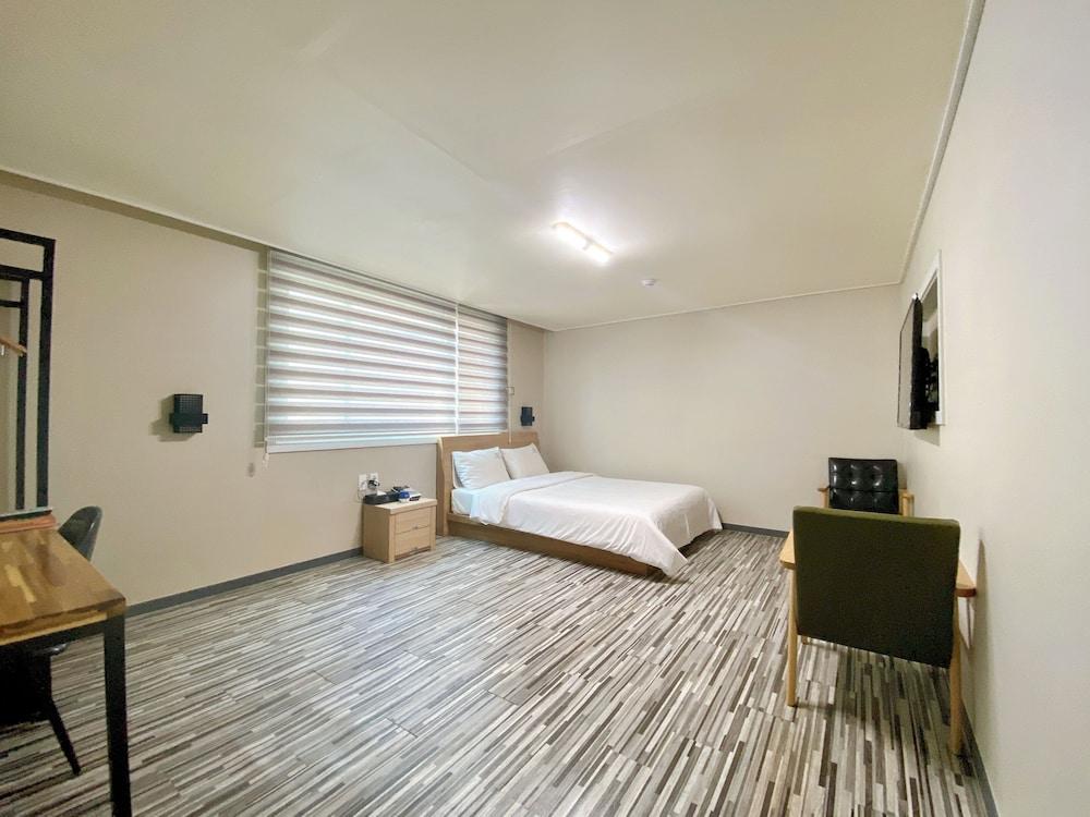 Stay Pohang Hotel Buitenkant foto