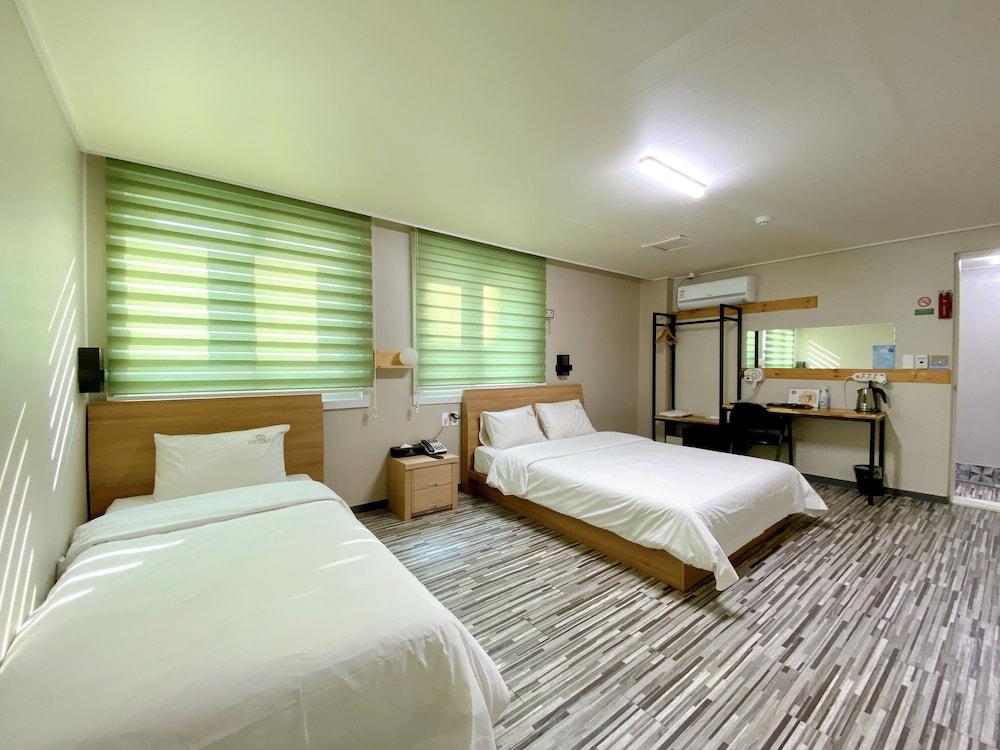 Stay Pohang Hotel Buitenkant foto