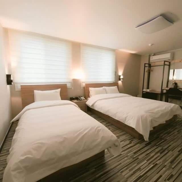 Stay Pohang Hotel Buitenkant foto